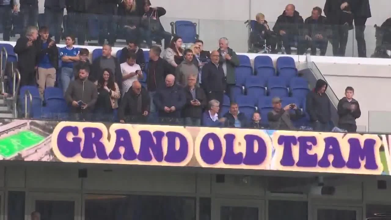 zaslepka skrotu video