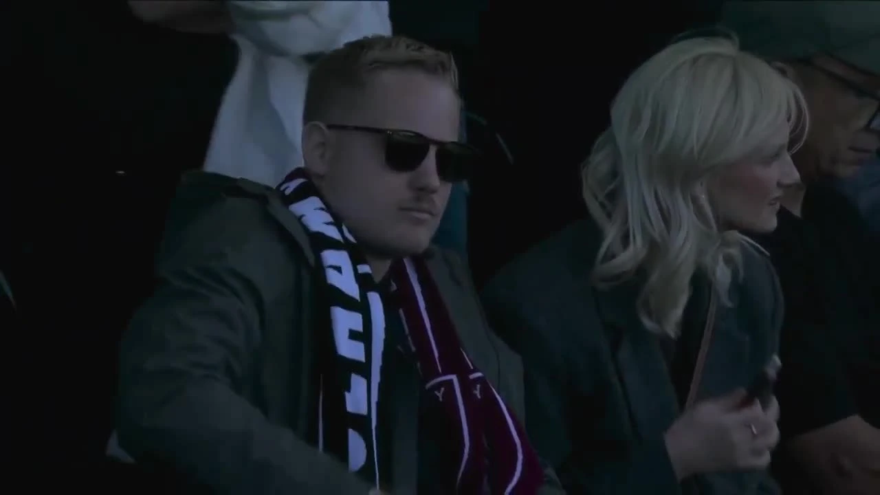 zaslepka skrotu video