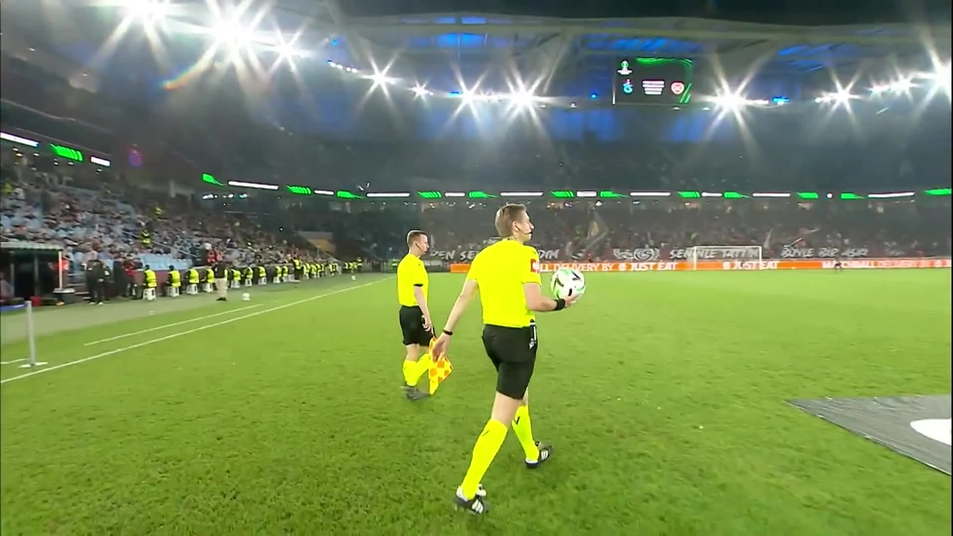 zaslepka skrotu video